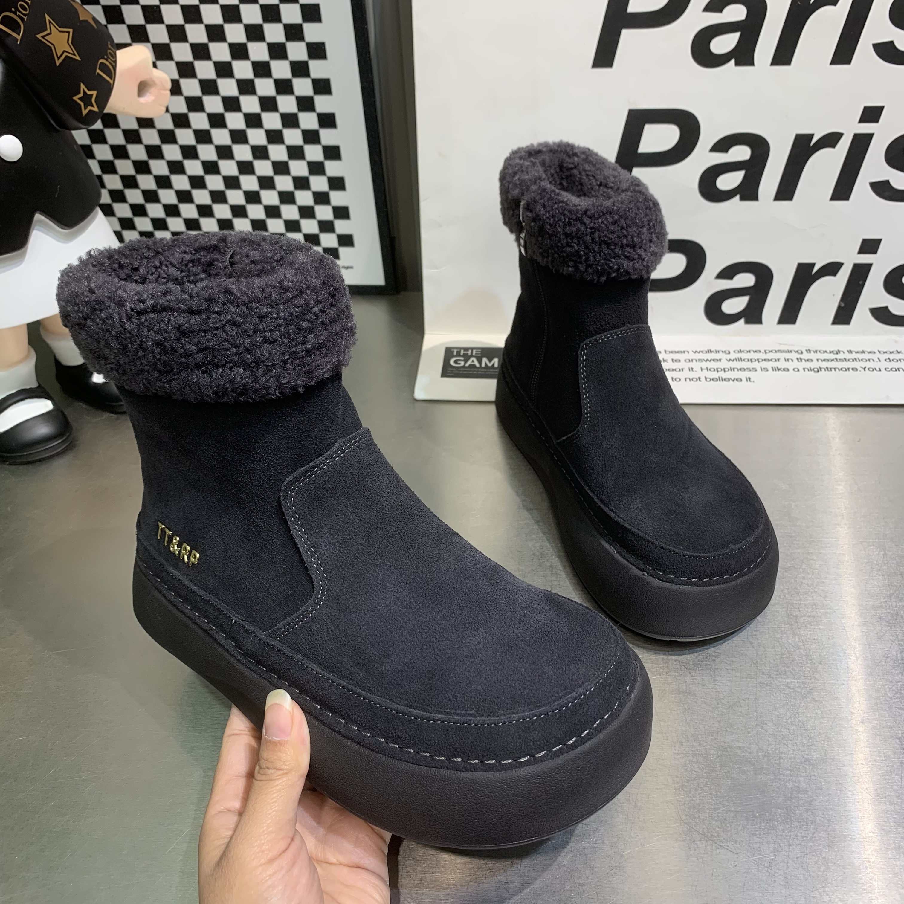 2025新款厚底女百搭休闲鞋时尚运动潮鞋舒适女鞋子百搭板鞋加绒