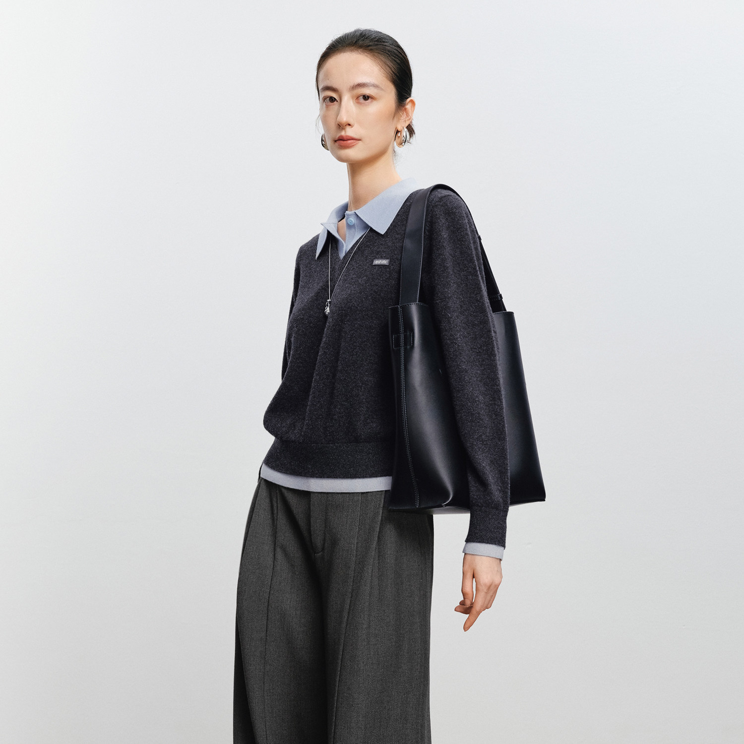 伊芙2025秋季新款丽通勤百搭休闲假两件衬衫领针织衫女1GA232951