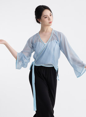 舞由吾律古典舞服专业