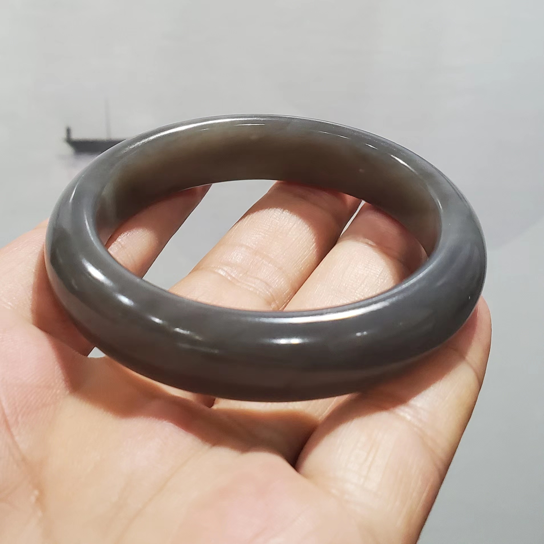 新疆和田墨玉紫罗兰手镯