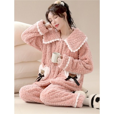 秋冬季新款法兰绒睡衣女外穿加厚大码珊瑚绒保暖家居服套装