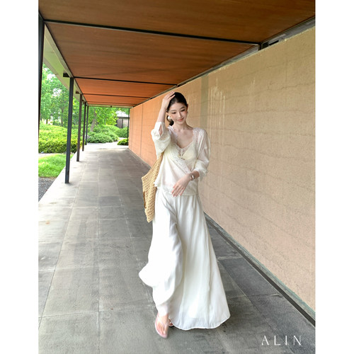 ALIN 【屿间记】V型蕾丝拼接衬衫女夏小翻领落肩长袖上衣AL6NSC16