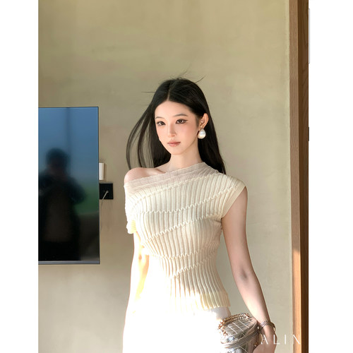 ALIN【疏云影】微透薄款温柔气质针织衫女斜肩修身显瘦上衣AL6NZC
