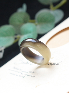 新款和田玉糖黄白玉素面圆戒指