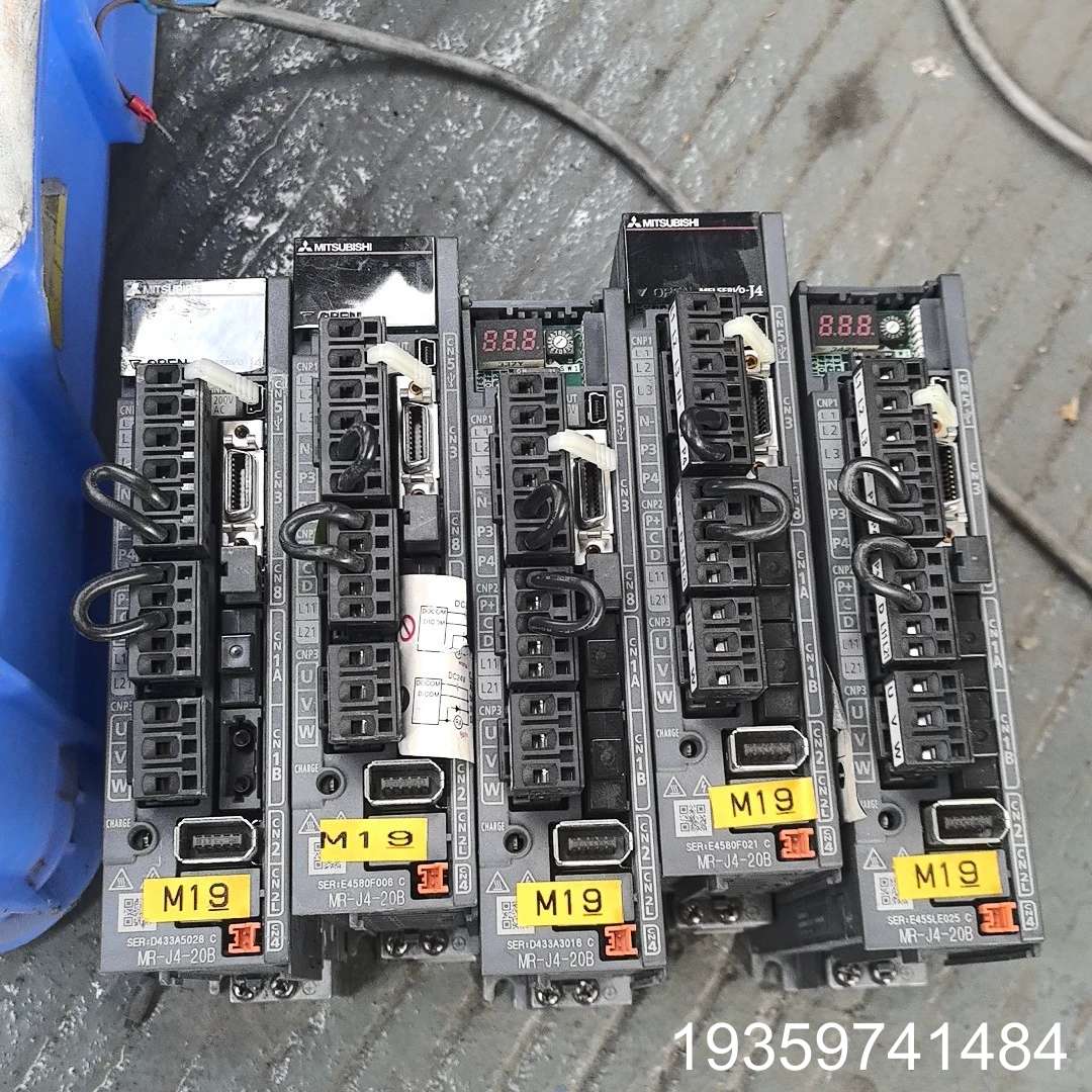 J4系列伺服驱动控制器。议价