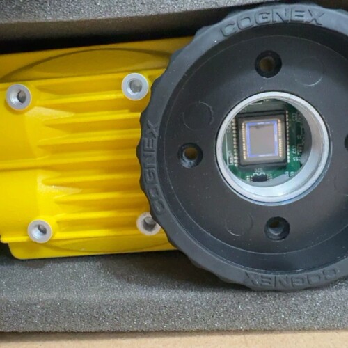 议价：康耐视智能相机IS5705-C11。成色漂亮。功能完好。议价