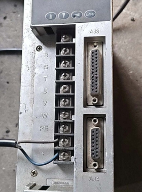 议价：广泰伺服驱动器GTAS-30T 接电显示正常 外观不好 低价