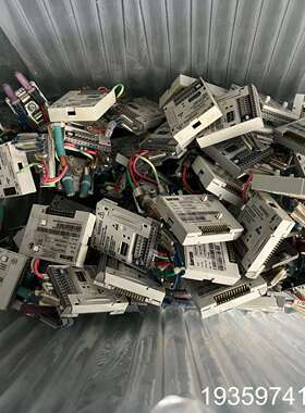 Lenze伦茨E82ZAFPC201IO板，无维议价