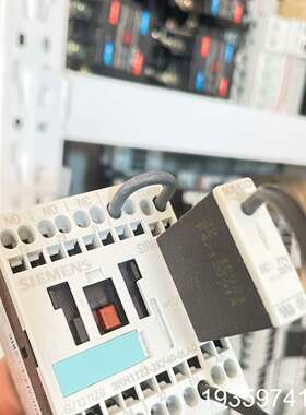 接触器3RH1122-2KF40-0LA0 3RH112议价