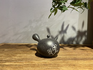 朱泥燻黑白点小花日式 日本常滑烧陶圣窑 侧把急须家用泡茶壶