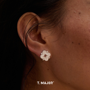 Dare买手店 海棠璇纹点缀耳钉原创设计烧白精致耳环饰品 T.MAJOR