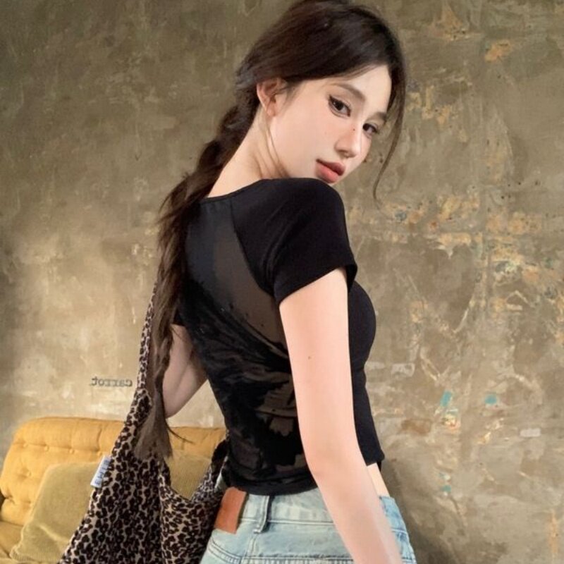 2026 夏季蝴蝶印花短袖女修身显瘦辣妹风小众设计感爆款休闲女装