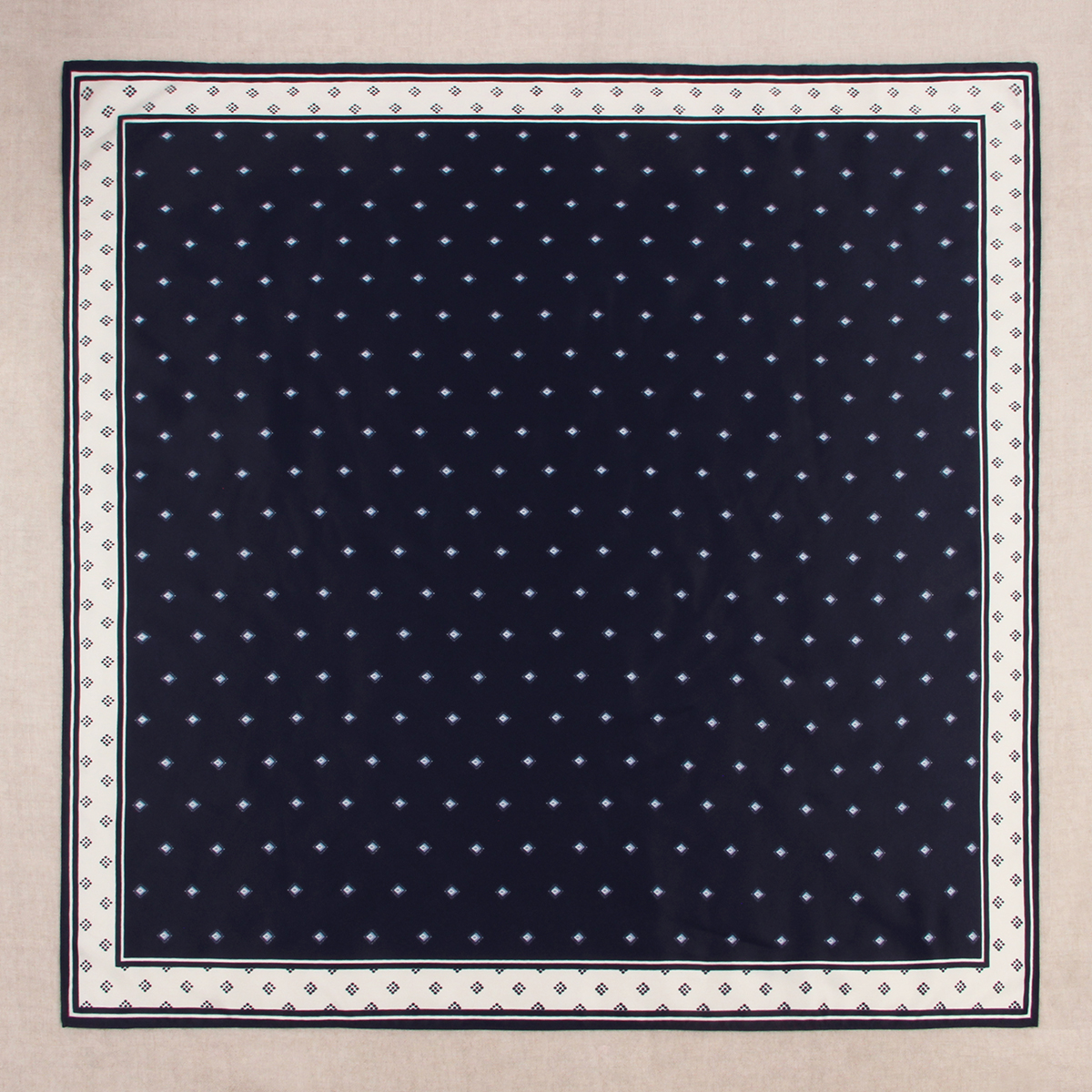 几何图形仿真丝小方巾丝巾领巾女