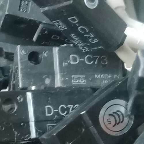 议价正品拆件磁性开关D一C73，感兴趣点“ ”私聊