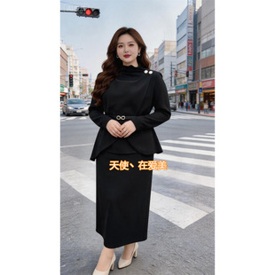 胖妹妹大码女装秋冬时尚别致打底衫马甲显瘦半身裙三件套套装新款