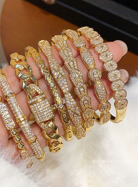 卡扣手镯高级感女优雅圆形真金