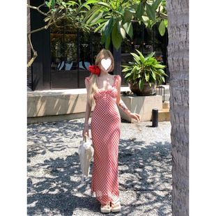 子女夏季甜美新款鱼尾长裙法式格子吊带连衣裙度假风红色