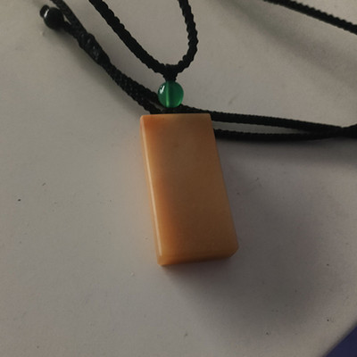 赣江黄蜡石天然精品小子料无事牌