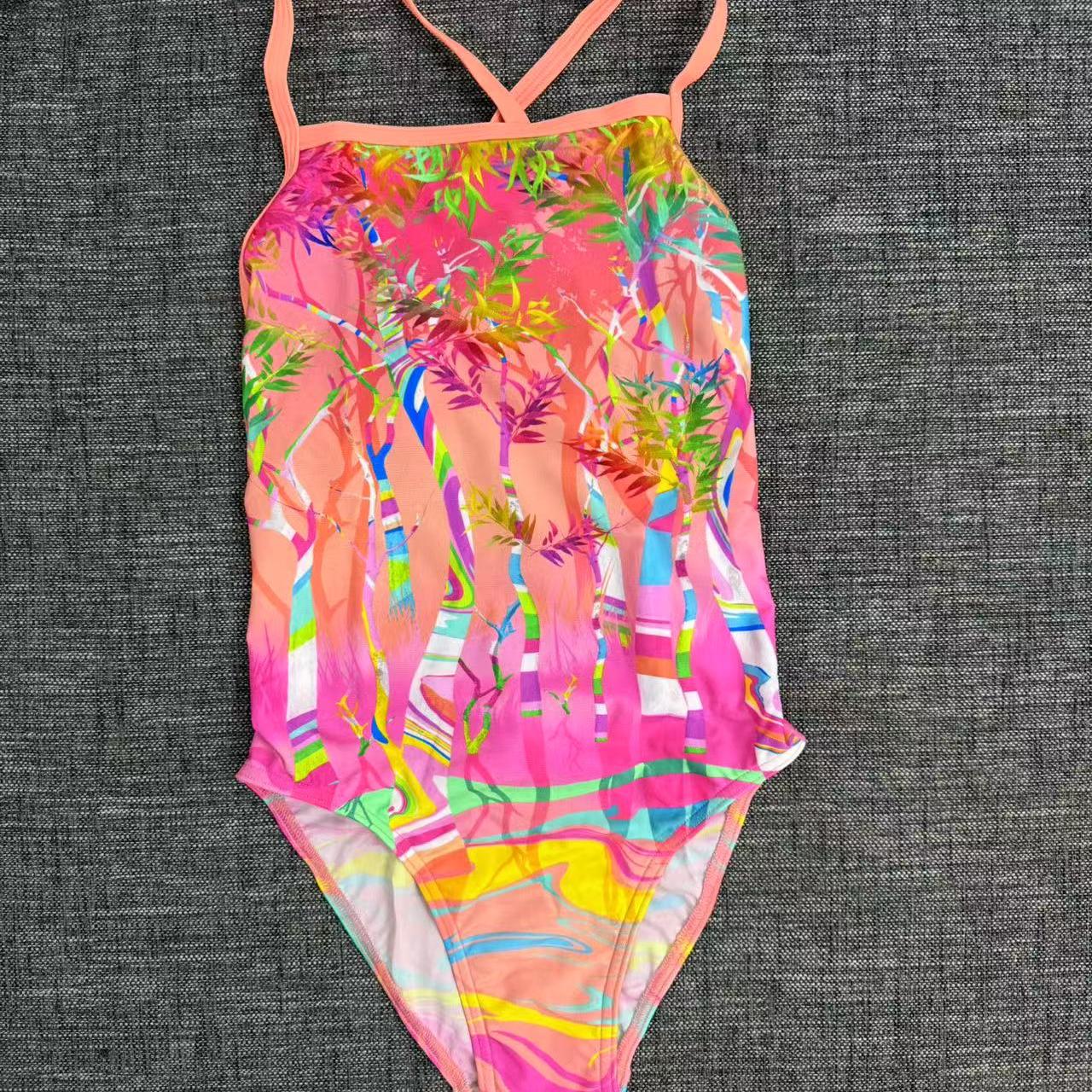 代购现货：不退不换 FUNKITA 女士泳衣系带高叉