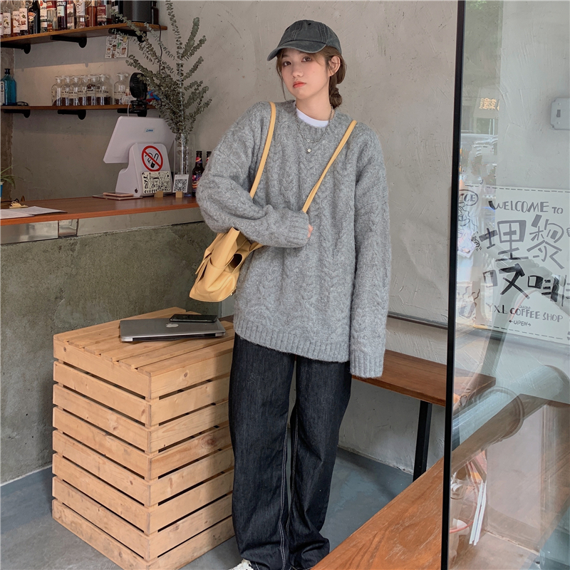 ! Real shot real price ~ Korean version loose age reduction versatile round neck lazy style Pullover