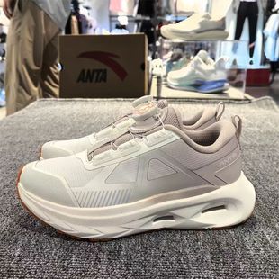 安踏神行PRO丨防滑减震耐磨革面秋季新款女子休闲运动鞋122447711