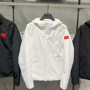 安踏冠军2025冬装新款女士梭织上衣羽绒服修身保暖外套162540612