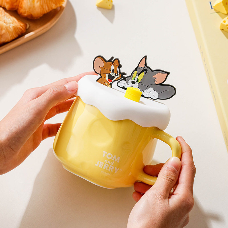 卡通陶瓷杯杯盖加厚食品级马克杯