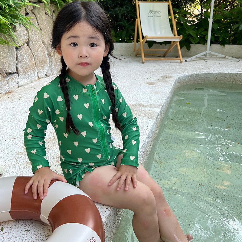 女童夏季防晒新款速干游泳衣花边洋气碎花连体泳衣温泉度假套装