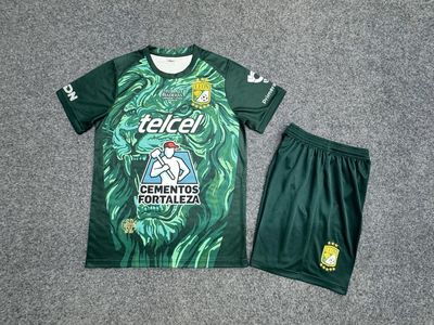莱昂2627新款短袖足球训练服套装男学生定制速干绿色复古运动比赛
