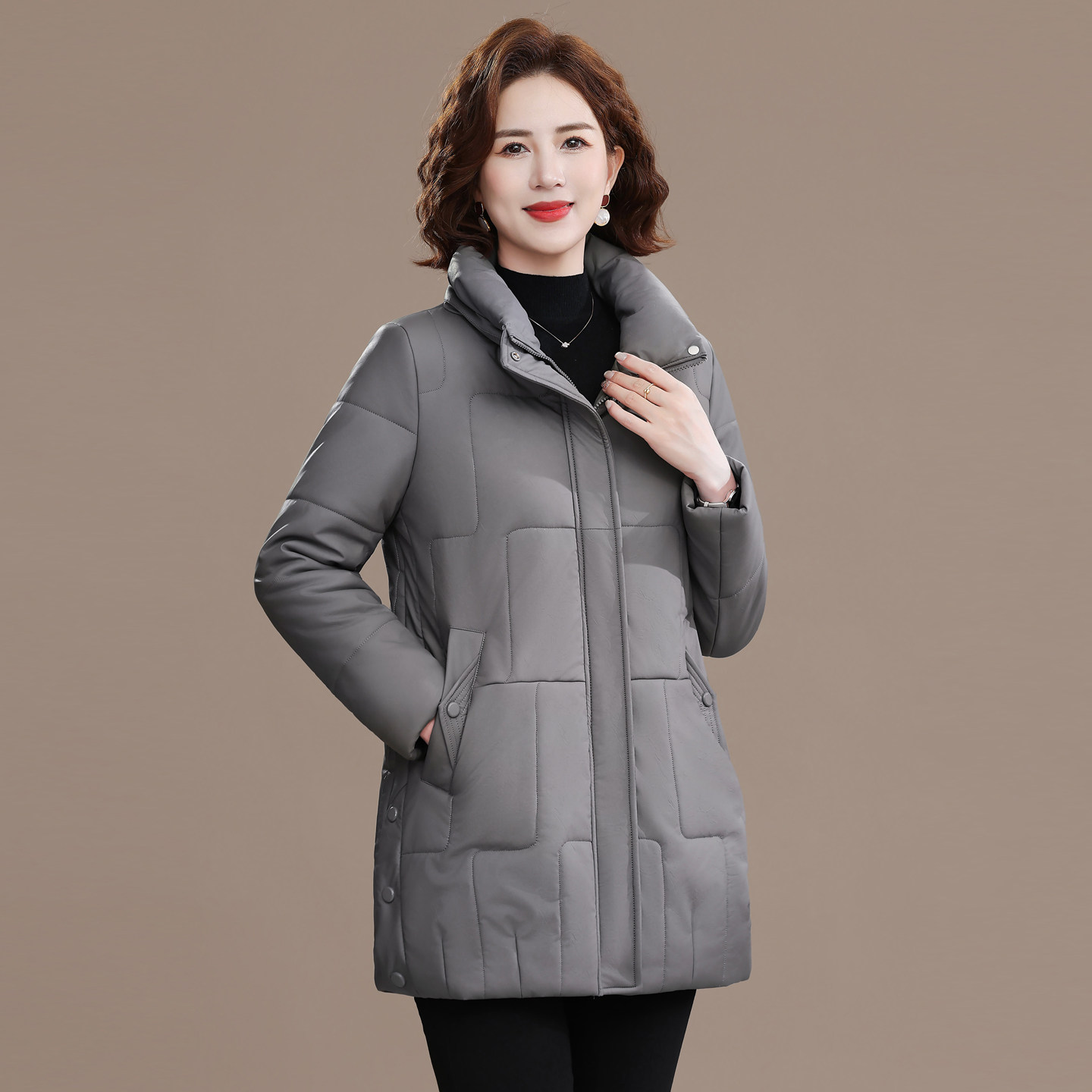 皮衣外套女加厚妈妈装真皮羽绒服