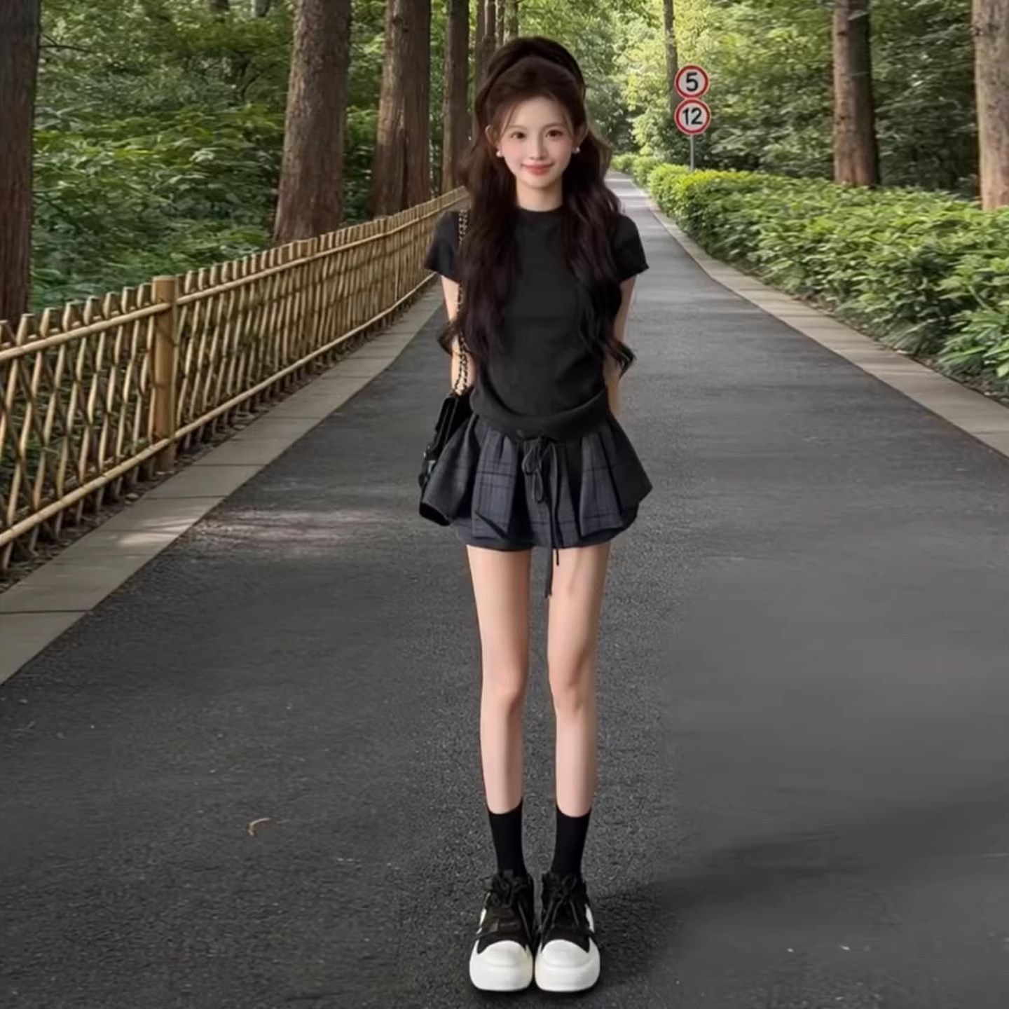 巨好看穿搭一整套韩系学院风灰色裙子女2026新款夏季套装蓬蓬短裙