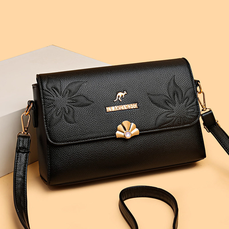 软皮压花小方包女2025新款单肩斜挎包气质百搭大容量中年妈妈包潮,箱包皮具/热销女包/男包,通用款女包,淘宝优惠券,粉丝福利购,淘宝优惠卷