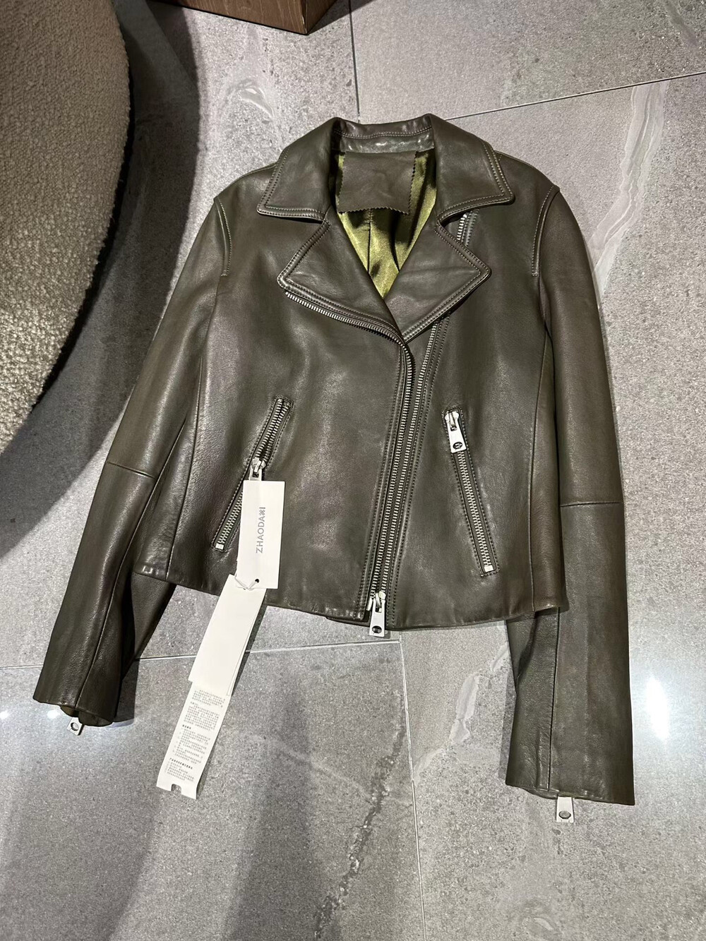 冬上新！墨绿色daxi复古机车风翻领修身短款皮衣  WM180#  TXQ
