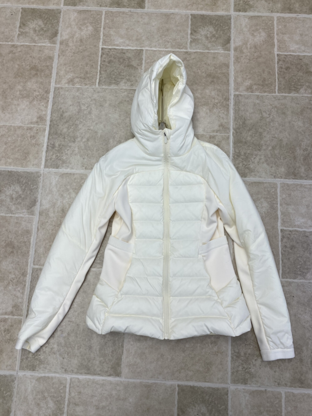 冬上新!极简风连帽轻盈显瘦版型保暖羽绒服外套  IUIU501CJ#