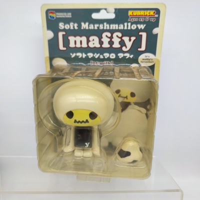 medicom toy暴力熊积木熊Maffy 棉花糖可动玩具现货促销bearbrick