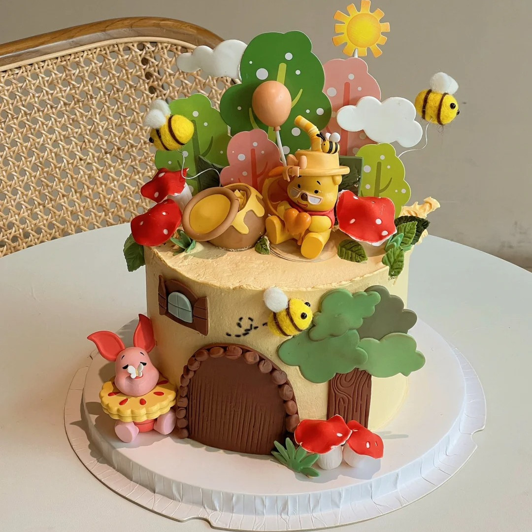 新款小熊维尼熊噗噗摆件手办卡通小猪卡通少女心可爱烘焙装饰摆件