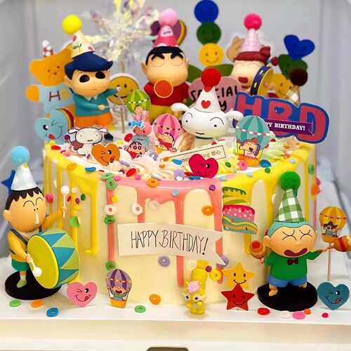 网红蜡笔小新生日蛋糕装饰摆件公仔卡通可爱带帽小新烘焙装扮配件