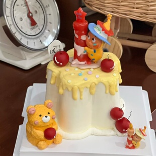 网红抱蜡烛星星人蛋糕装饰摆件许愿星星人儿童生日派对烘焙装扮