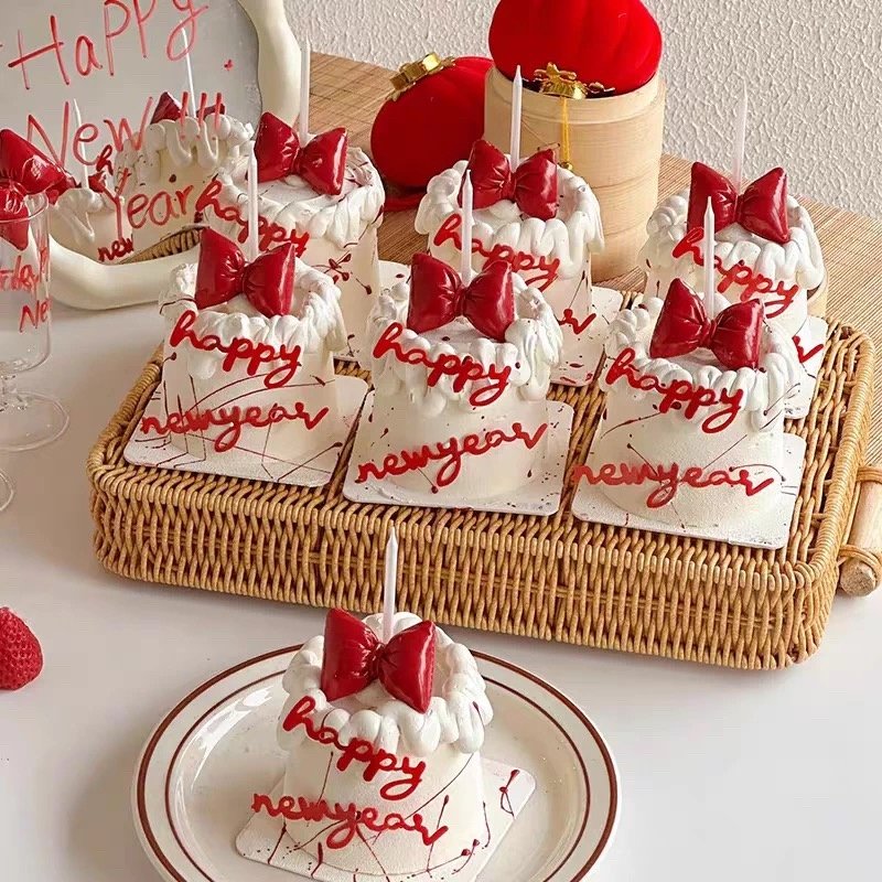 2026跨年新年蛋糕装饰新春元旦烘焙装扮红色蝴蝶结铅笔蜡烛配件,节庆用品/礼品,节日装扮用品,淘宝优惠券,粉丝福利购,淘宝优惠卷
