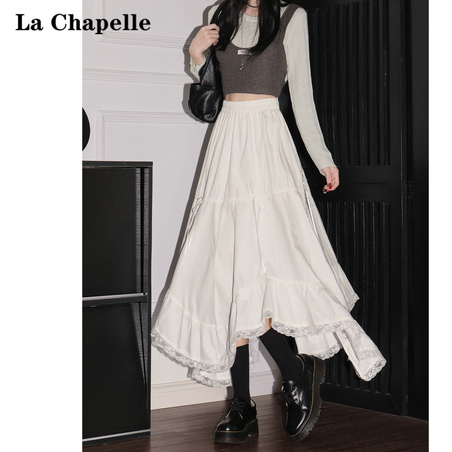 拉夏贝尔白色高级感蝴蝶结半身裙女2026新款夏季拼接蕾丝绝美长裙