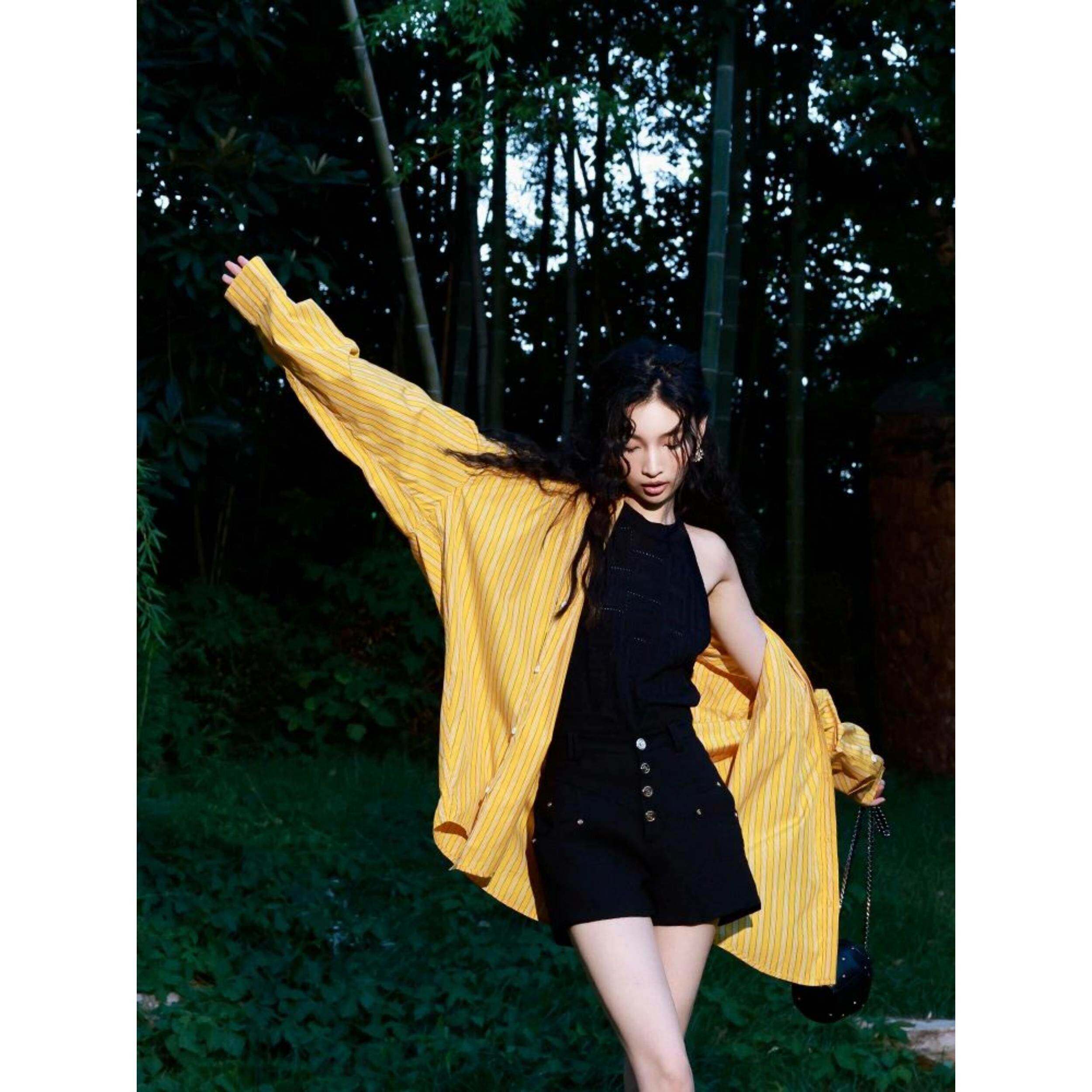 高级感嫩黄色条纹衬衫女装oversize宽松上衣中长款防晒衬衣薄外套