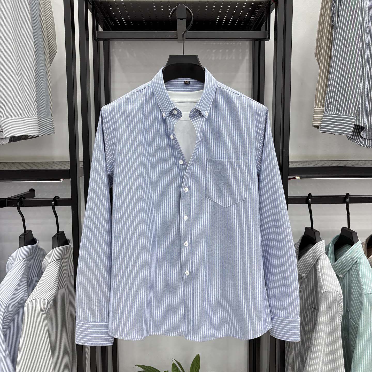口袋竖条纹衬衫2026春季新款男士长袖宽松翻领日常百搭纯棉衬衣