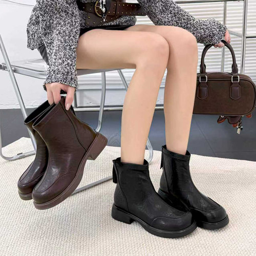 大丫丫大码女鞋加绒款低跟短靴