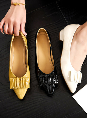 宽胖脚肥大码女鞋41-43码2025新款真皮尖头低跟浅口小单鞋1622-2