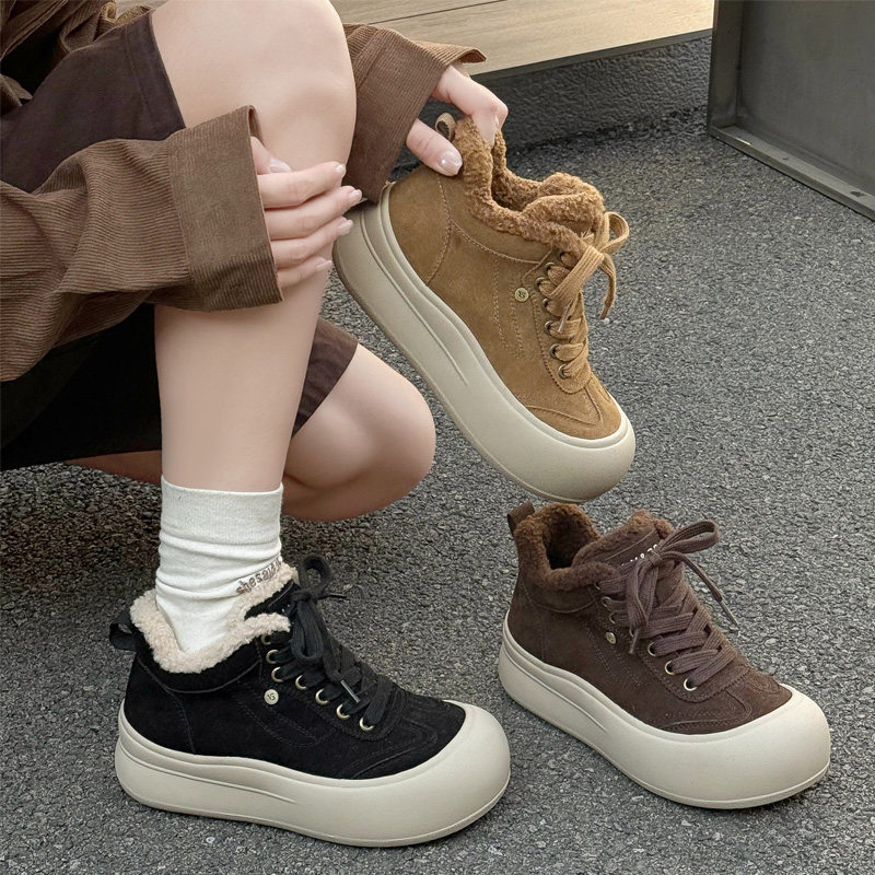 大丫丫大码女鞋牛皮加绒款休闲鞋