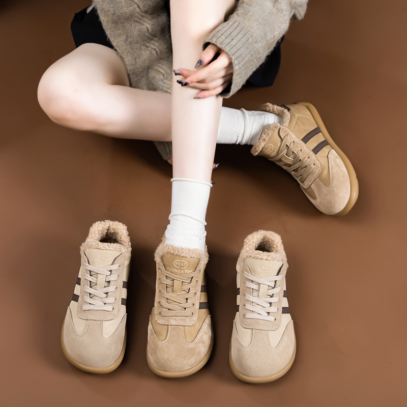 大丫丫大码女鞋软底加绒休闲鞋