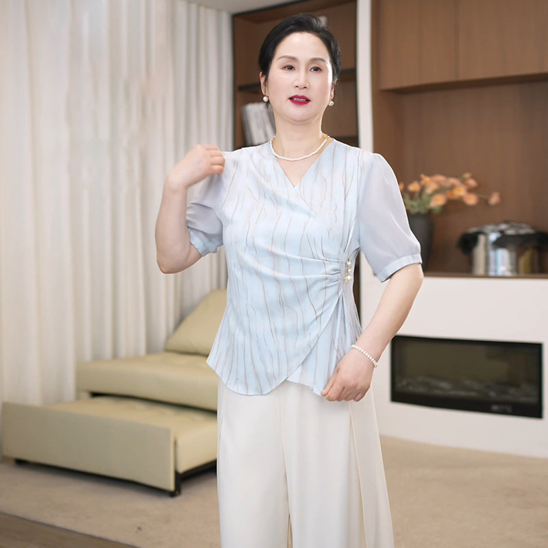 妈妈装2026夏季气质短袖百搭上衣