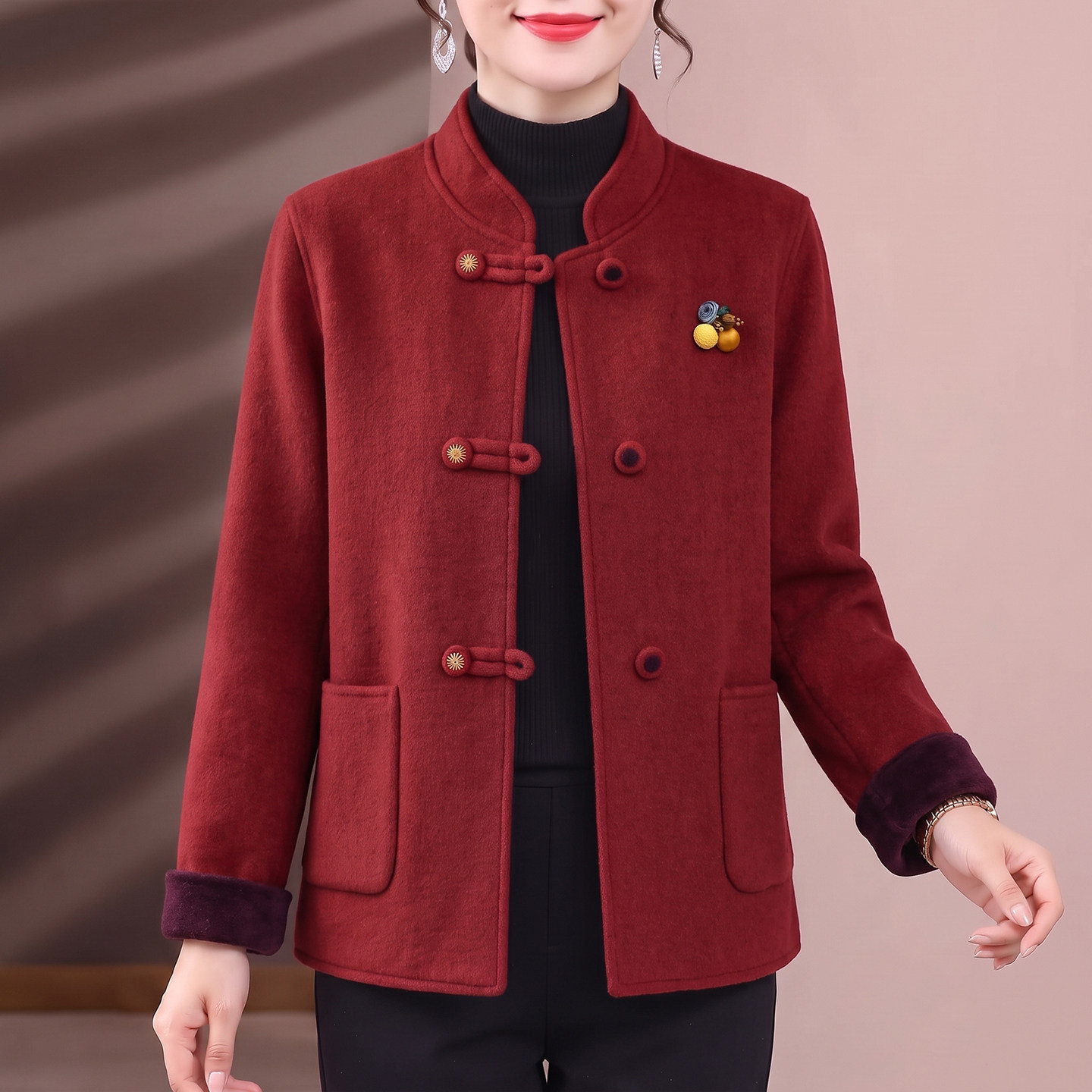 中年妈妈装盘扣翻领洋气外套