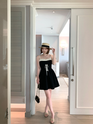 Customized for Slightly Chubby Figures, Ballet Girl Style, Sweet Bow-Tie Short Camisole Dress with Knitted Cardigan for Women