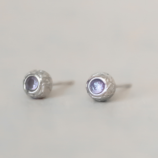 朔靛 极简民族风耳骨钉复古 纯银S925唐草纹紫色锆石耳钉圆形小款